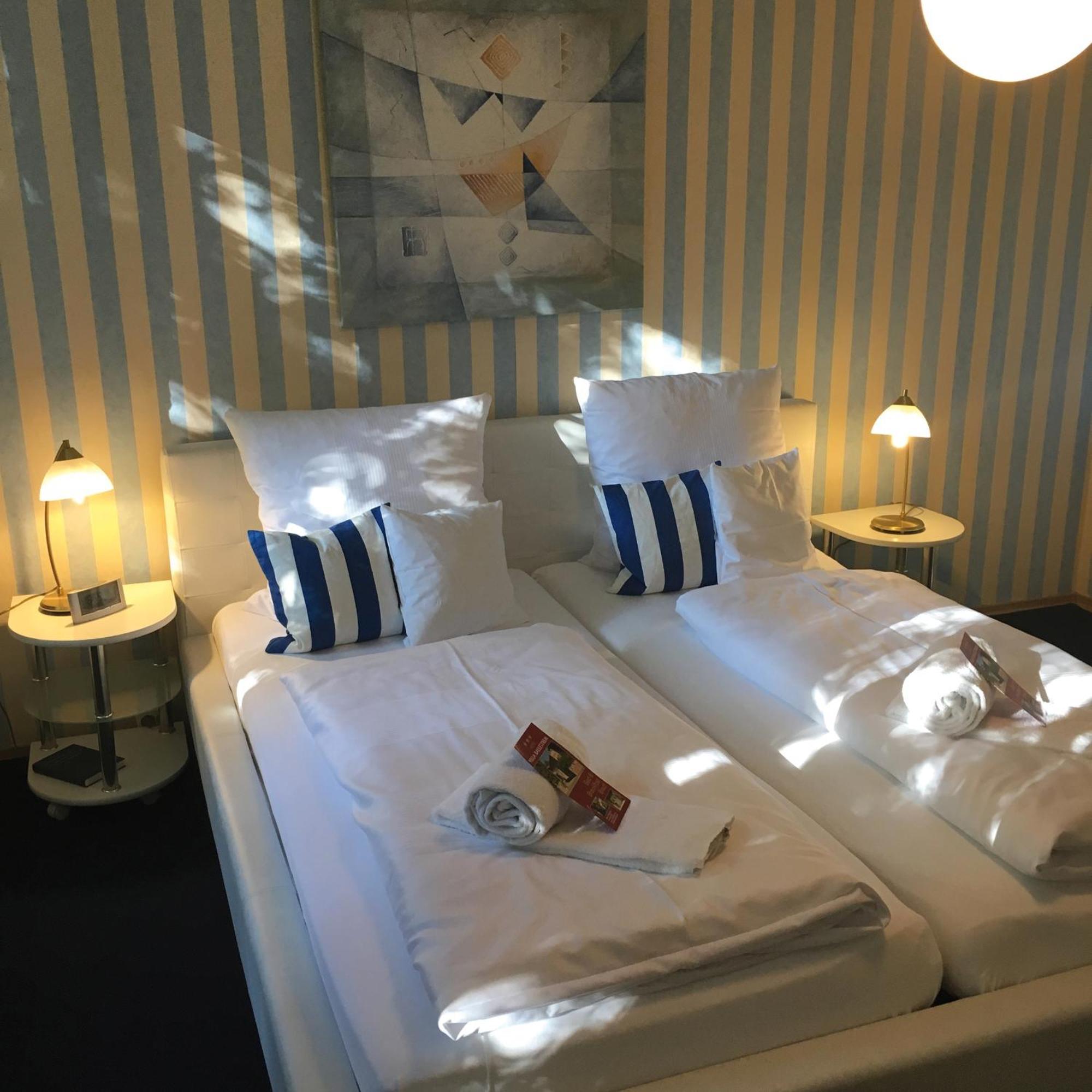 Hotel B&B Bredl In Der Villa Ballestrem Штраубинг Экстерьер фото