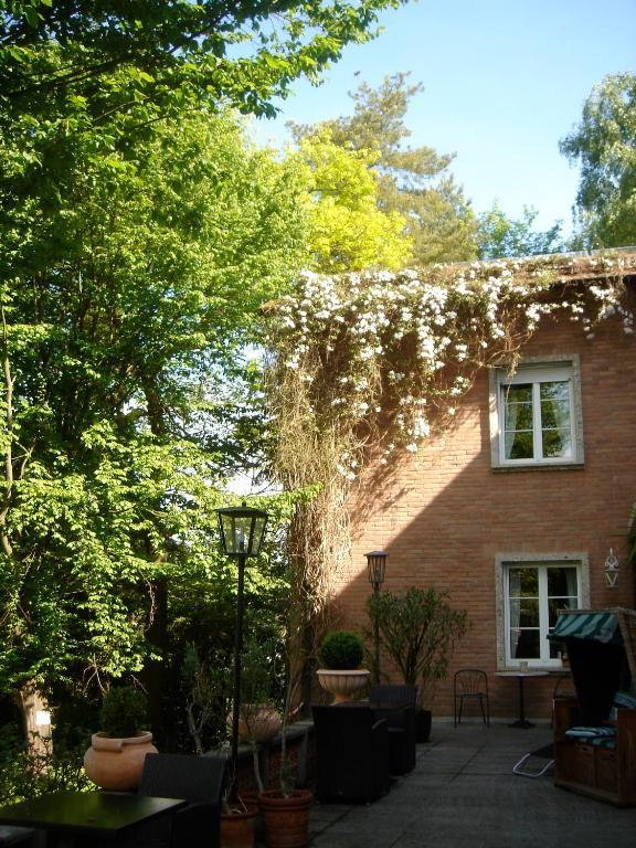 Hotel B&B Bredl In Der Villa Ballestrem Штраубинг Экстерьер фото